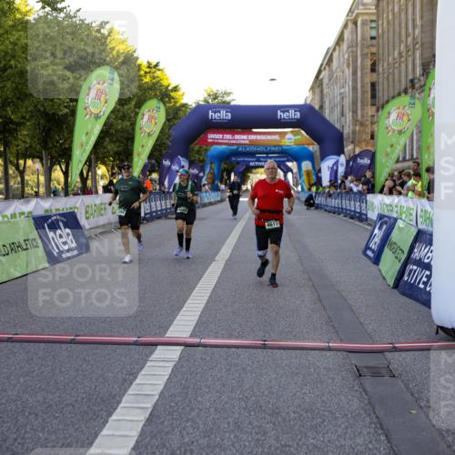 01.09.2024 - BARMER Alsterlauf Kathrin Stürmer Photography http://msf.ph/oto/6972697 01.09.2024 10:26:08 Ziel 2380, 2381, 2340, 2601, 4613, 4893, 4894 meine-sportfotos.de