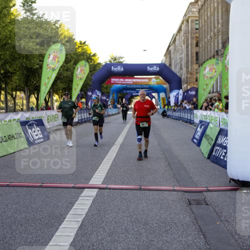 01.09.2024 - BARMER Alsterlauf Kathrin Stürmer Photography http://msf.ph/oto/6972698 01.09.2024 10:26:08 Ziel 2380, 2381, 2340, 2601, 4613, 4893, 4894 meine-sportfotos.de