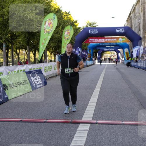 01.09.2024 - BARMER Alsterlauf Kathrin Stürmer Photography http://msf.ph/oto/6972706 01.09.2024 10:26:17 Ziel 2380, 2381, 2340, 4893 meine-sportfotos.de
