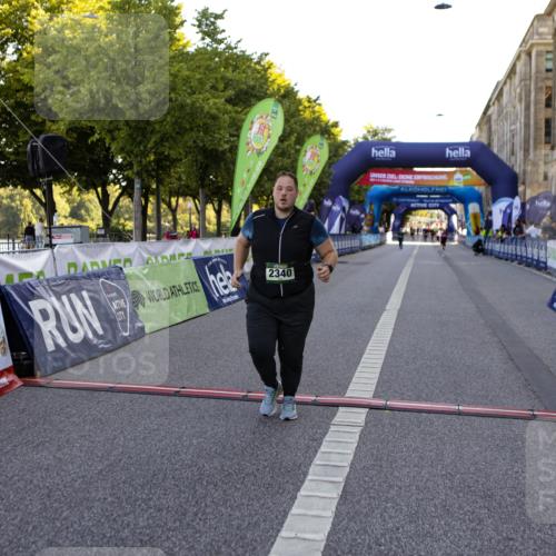 01.09.2024 - BARMER Alsterlauf Kathrin Stürmer Photography http://msf.ph/oto/6972710 01.09.2024 10:26:17 Ziel 2380, 2381, 2340, 4893 meine-sportfotos.de