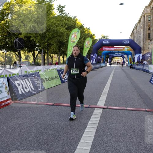 01.09.2024 - BARMER Alsterlauf Kathrin Stürmer Photography http://msf.ph/oto/6972711 01.09.2024 10:26:17 Ziel 2380, 2381, 2340, 4893 meine-sportfotos.de