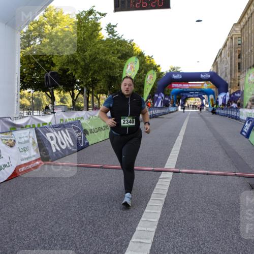 01.09.2024 - BARMER Alsterlauf Kathrin Stürmer Photography http://msf.ph/oto/6972713 01.09.2024 10:26:18 Ziel 2380, 2381, 2663, 2665, 2666, 2340 meine-sportfotos.de