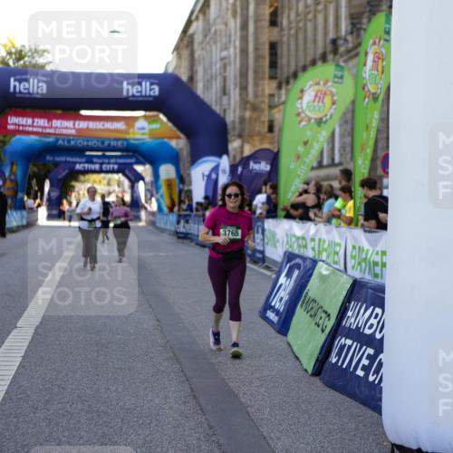 01.09.2024 - BARMER Alsterlauf Kathrin Stürmer Photography http://msf.ph/oto/6972717 01.09.2024 10:26:42 Ziel 4999, 2003, 3544, 3765, 5115 meine-sportfotos.de