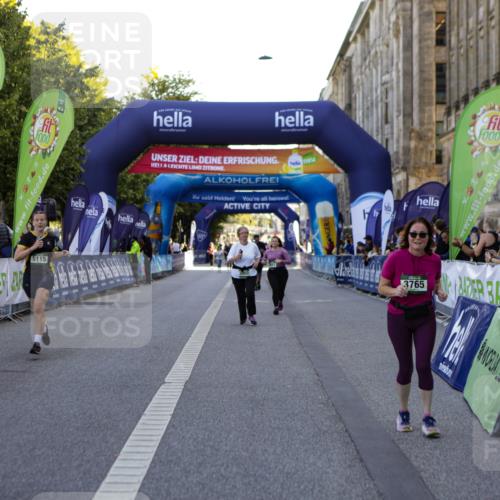 01.09.2024 - BARMER Alsterlauf Kathrin Stürmer Photography http://msf.ph/oto/6972721 01.09.2024 10:26:42 Ziel 4999, 2003, 3544, 3765, 5115 meine-sportfotos.de