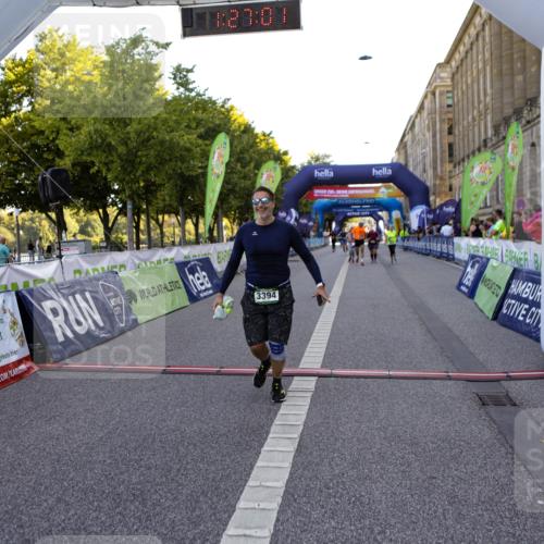 01.09.2024 - BARMER Alsterlauf Kathrin Stürmer Photography http://msf.ph/oto/6972749 01.09.2024 10:26:59 Ziel 4237, 4999, 3394, 8004, 8313 meine-sportfotos.de