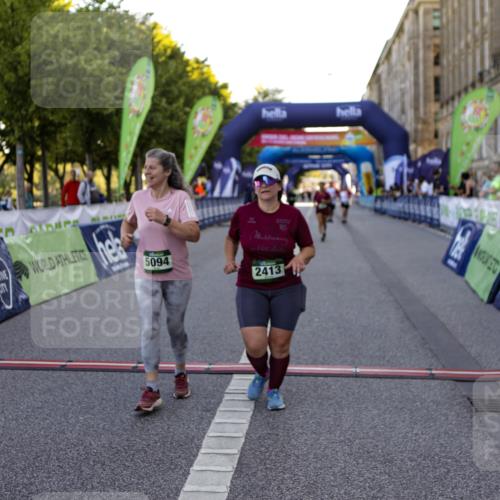 01.09.2024 - BARMER Alsterlauf Kathrin Stürmer Photography http://msf.ph/oto/6972773 01.09.2024 10:27:10 Ziel 4237, 2413, 3761, 4091, 4960, 5094, 8004, 8313 meine-sportfotos.de