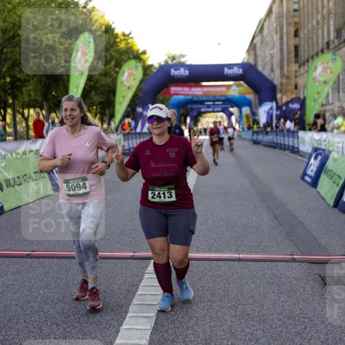 01.09.2024 - BARMER Alsterlauf Kathrin Stürmer Photography http://msf.ph/oto/6972775 01.09.2024 10:27:11 Ziel 4237, 2413, 3761, 4091, 4960, 5094, 8004, 8313 meine-sportfotos.de