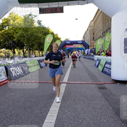 01.09.2024 - BARMER Alsterlauf Kathrin Stürmer Photography http://msf.ph/oto/6972781 01.09.2024 10:27:14 Ziel 4237, 2413, 3761, 4091, 4960, 5056, 5094, 8191, 8192 meine-sportfotos.de