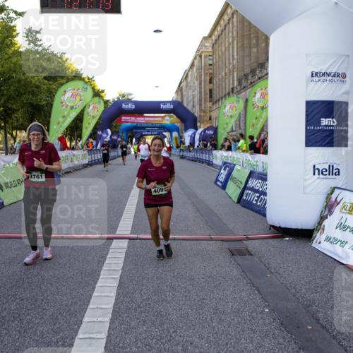 01.09.2024 - BARMER Alsterlauf Kathrin Stürmer Photography http://msf.ph/oto/6972784 01.09.2024 10:27:17 Ziel 4237, 3761, 4091, 4960, 5056, 8191, 8192 meine-sportfotos.de
