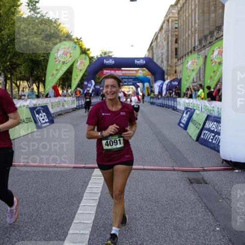 01.09.2024 - BARMER Alsterlauf Kathrin Stürmer Photography http://msf.ph/oto/6972789 01.09.2024 10:27:18 Ziel 4237, 3761, 4091, 4960, 5056, 8191, 8192, 8193 meine-sportfotos.de