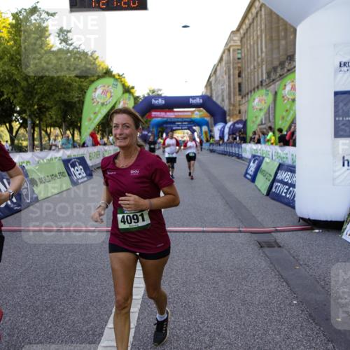 01.09.2024 - BARMER Alsterlauf Kathrin Stürmer Photography http://msf.ph/oto/6972791 01.09.2024 10:27:18 Ziel 4237, 3761, 4091, 4960, 5056, 8191, 8192, 8193 meine-sportfotos.de