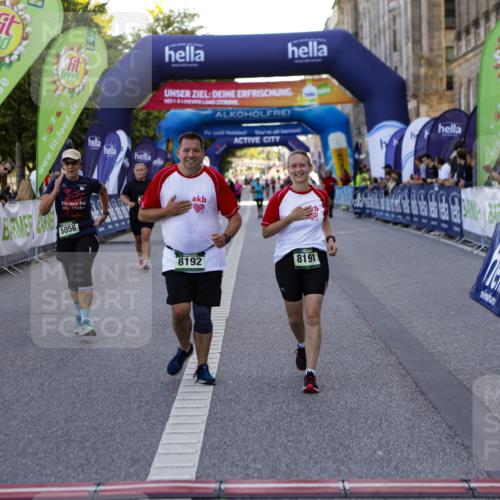 01.09.2024 - BARMER Alsterlauf Kathrin Stürmer Photography http://msf.ph/oto/6972803 01.09.2024 10:27:20 Ziel 3761, 4091, 5056, 8191, 8192, 8193 meine-sportfotos.de