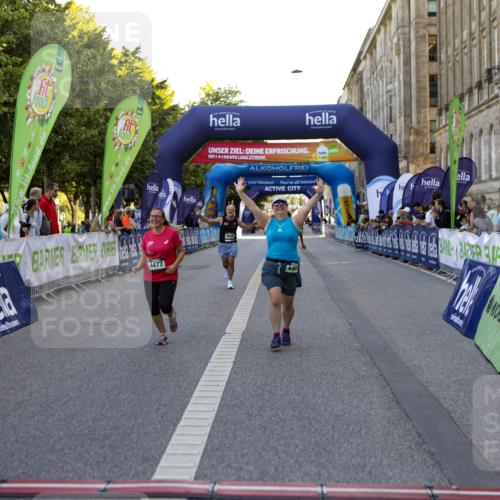 01.09.2024 - BARMER Alsterlauf Kathrin Stürmer Photography http://msf.ph/oto/6972831 01.09.2024 10:27:58 Ziel 5097, 2316, 4461, 4477, 4696 meine-sportfotos.de