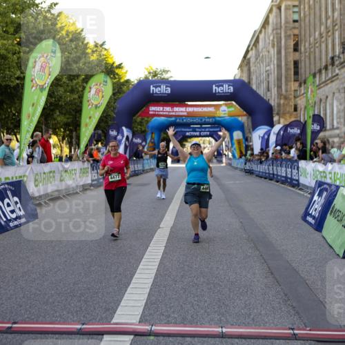 01.09.2024 - BARMER Alsterlauf Kathrin Stürmer Photography http://msf.ph/oto/6972832 01.09.2024 10:27:58 Ziel 5097, 2316, 4461, 4477, 4696 meine-sportfotos.de