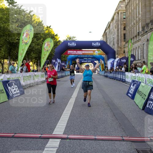 01.09.2024 - BARMER Alsterlauf Kathrin Stürmer Photography http://msf.ph/oto/6972834 01.09.2024 10:27:59 Ziel 5097, 2316, 4461, 4477, 4696 meine-sportfotos.de