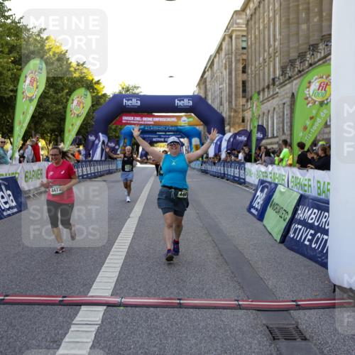 01.09.2024 - BARMER Alsterlauf Kathrin Stürmer Photography http://msf.ph/oto/6972840 01.09.2024 10:28:00 Ziel 5097, 2316, 4461, 4477, 4696 meine-sportfotos.de