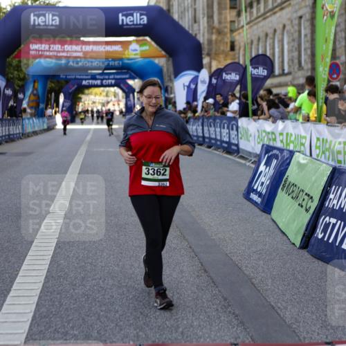 01.09.2024 - BARMER Alsterlauf Kathrin Stürmer Photography http://msf.ph/oto/6972860 01.09.2024 10:28:15 Ziel 3487, 8319, 3362 meine-sportfotos.de