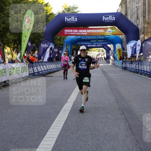 01.09.2024 - BARMER Alsterlauf Kathrin Stürmer Photography http://msf.ph/oto/6972863 01.09.2024 10:28:28 Ziel 8319, 4620, 4917 meine-sportfotos.de