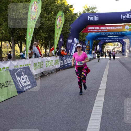 01.09.2024 - BARMER Alsterlauf Kathrin Stürmer Photography http://msf.ph/oto/6972877 01.09.2024 10:28:32 Ziel 8319, 4620, 4917 meine-sportfotos.de