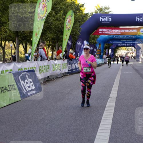 01.09.2024 - BARMER Alsterlauf Kathrin Stürmer Photography http://msf.ph/oto/6972880 01.09.2024 10:28:33 Ziel 8319, 4620, 4917 meine-sportfotos.de