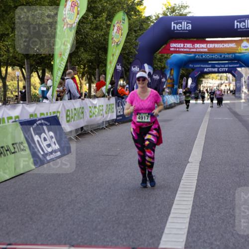 01.09.2024 - BARMER Alsterlauf Kathrin Stürmer Photography http://msf.ph/oto/6972882 01.09.2024 10:28:33 Ziel 8319, 4620, 4917 meine-sportfotos.de