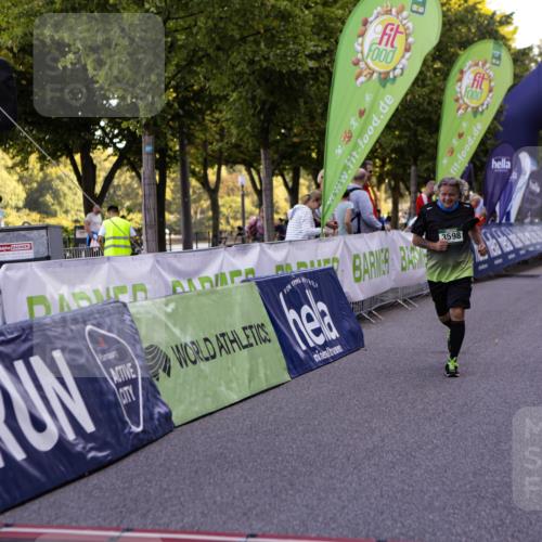 01.09.2024 - BARMER Alsterlauf Kathrin Stürmer Photography http://msf.ph/oto/6972885 01.09.2024 10:28:46 Ziel 3589, 3598 meine-sportfotos.de