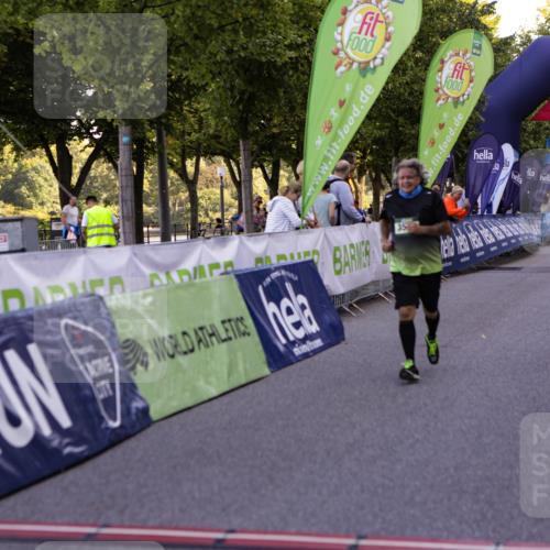 01.09.2024 - BARMER Alsterlauf Kathrin Stürmer Photography http://msf.ph/oto/6972887 01.09.2024 10:28:47 Ziel 2780, 3589, 3598 meine-sportfotos.de