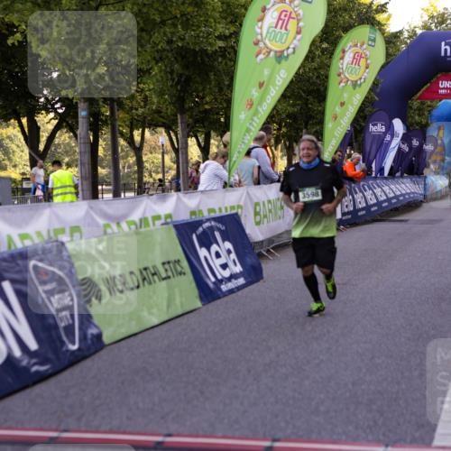 01.09.2024 - BARMER Alsterlauf Kathrin Stürmer Photography http://msf.ph/oto/6972888 01.09.2024 10:28:47 Ziel 2780, 3589, 3598 meine-sportfotos.de