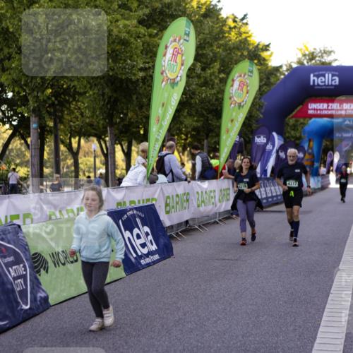 01.09.2024 - BARMER Alsterlauf Kathrin Stürmer Photography http://msf.ph/oto/6972917 01.09.2024 10:29:11 Ziel 3991, 4317, 4318 meine-sportfotos.de
