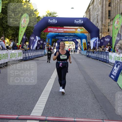 01.09.2024 - BARMER Alsterlauf Kathrin Stürmer Photography http://msf.ph/oto/6972921 01.09.2024 10:29:17 Ziel 2048, 3991, 4317, 4318 meine-sportfotos.de