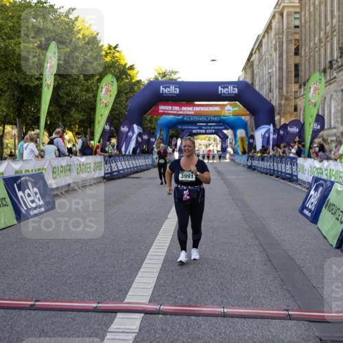 01.09.2024 - BARMER Alsterlauf Kathrin Stürmer Photography http://msf.ph/oto/6972923 01.09.2024 10:29:18 Ziel 2048, 3991, 4317, 4318 meine-sportfotos.de