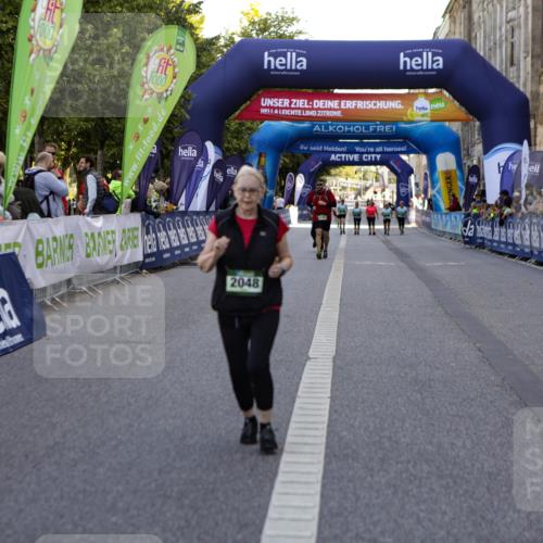01.09.2024 - BARMER Alsterlauf Kathrin Stürmer Photography http://msf.ph/oto/6972933 01.09.2024 10:29:24 Ziel 2871, 2048, 3991 meine-sportfotos.de