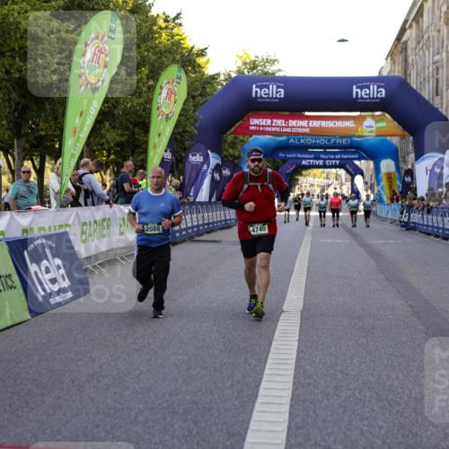 01.09.2024 - BARMER Alsterlauf Kathrin Stürmer Photography http://msf.ph/oto/6972940 01.09.2024 10:29:34 Ziel 2153, 2871, 2088, 4740 meine-sportfotos.de