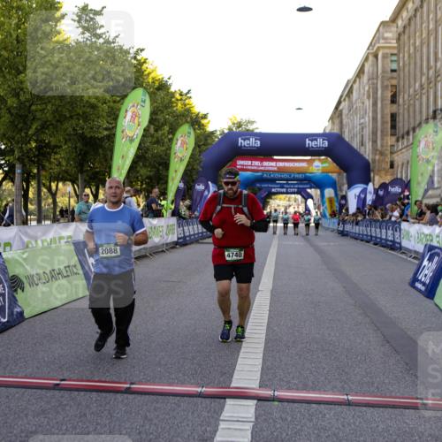 01.09.2024 - BARMER Alsterlauf Kathrin Stürmer Photography http://msf.ph/oto/6972950 01.09.2024 10:29:36 Ziel 2153, 2871, 2088, 4740 meine-sportfotos.de