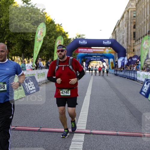 01.09.2024 - BARMER Alsterlauf Kathrin Stürmer Photography http://msf.ph/oto/6972954 01.09.2024 10:29:38 Ziel 2153, 2871, 2088, 4740 meine-sportfotos.de