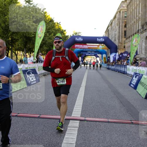 01.09.2024 - BARMER Alsterlauf Kathrin Stürmer Photography http://msf.ph/oto/6972955 01.09.2024 10:29:38 Ziel 2153, 2871, 2088, 4740 meine-sportfotos.de