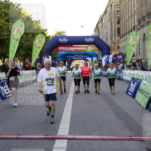 01.09.2024 - BARMER Alsterlauf Kathrin Stürmer Photography http://msf.ph/oto/6972960 01.09.2024 10:29:54 Ziel 2449, 2804, 2805, 2806, 2807, 2812, 3792 meine-sportfotos.de