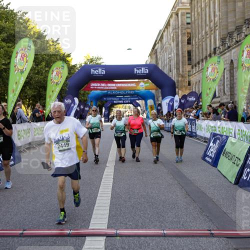 01.09.2024 - BARMER Alsterlauf Kathrin Stürmer Photography http://msf.ph/oto/6972962 01.09.2024 10:29:54 Ziel 2449, 2804, 2805, 2806, 2807, 2812, 3792 meine-sportfotos.de