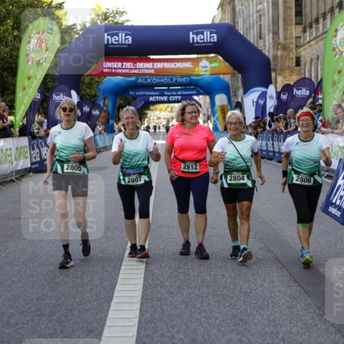 01.09.2024 - BARMER Alsterlauf Kathrin Stürmer Photography http://msf.ph/oto/6972971 01.09.2024 10:29:57 Ziel 2449, 2804, 2805, 2806, 2807, 2812, 3792 meine-sportfotos.de