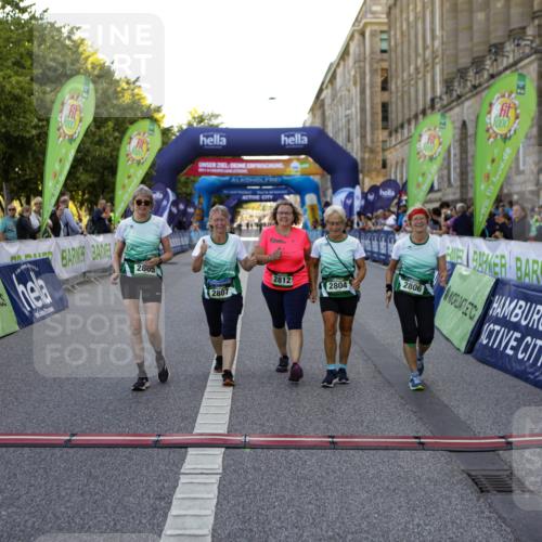 01.09.2024 - BARMER Alsterlauf Kathrin Stürmer Photography http://msf.ph/oto/6972977 01.09.2024 10:29:58 Ziel 2449, 2804, 2805, 2806, 2807, 2812, 3792 meine-sportfotos.de
