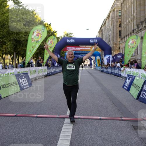 01.09.2024 - BARMER Alsterlauf Kathrin Stürmer Photography http://msf.ph/oto/6972998 01.09.2024 10:30:42 Ziel 3920, 2064, 2230 meine-sportfotos.de