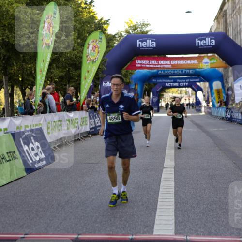 01.09.2024 - BARMER Alsterlauf Kathrin Stürmer Photography http://msf.ph/oto/6973003 01.09.2024 10:31:01 Ziel 3387, 3388, 4898 meine-sportfotos.de