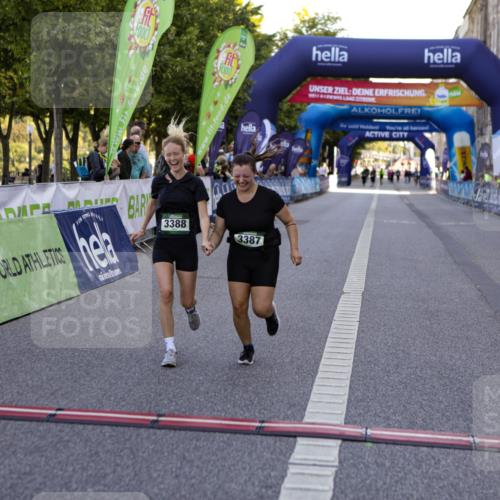 01.09.2024 - BARMER Alsterlauf Kathrin Stürmer Photography http://msf.ph/oto/6973014 01.09.2024 10:31:05 Ziel 3387, 3388, 4898 meine-sportfotos.de