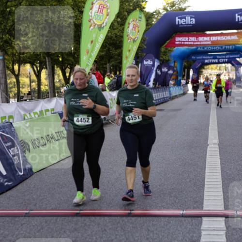 01.09.2024 - BARMER Alsterlauf Kathrin Stürmer Photography http://msf.ph/oto/6973030 01.09.2024 10:31:47 Ziel 4451, 4452 meine-sportfotos.de