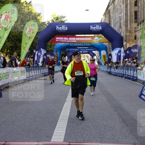 01.09.2024 - BARMER Alsterlauf Kathrin Stürmer Photography http://msf.ph/oto/6973033 01.09.2024 10:31:57 Ziel 3575, 4914, 5103, 8152, 8183 meine-sportfotos.de
