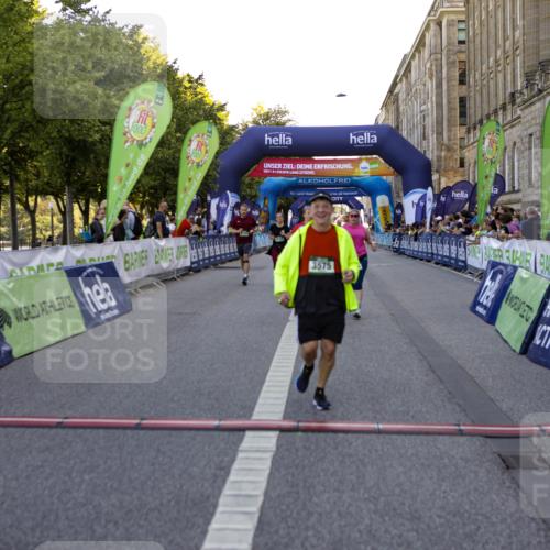01.09.2024 - BARMER Alsterlauf Kathrin Stürmer Photography http://msf.ph/oto/6973039 01.09.2024 10:31:58 Ziel 3575, 4914, 5103, 8152, 8183 meine-sportfotos.de