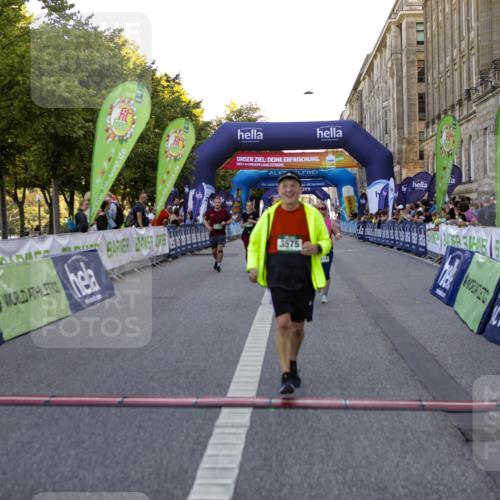 01.09.2024 - BARMER Alsterlauf Kathrin Stürmer Photography http://msf.ph/oto/6973040 01.09.2024 10:31:58 Ziel 3575, 4914, 5103, 8152, 8183 meine-sportfotos.de