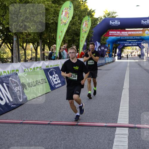 01.09.2024 - BARMER Alsterlauf Kathrin Stürmer Photography http://msf.ph/oto/6973069 01.09.2024 10:32:25 Ziel 2730 meine-sportfotos.de