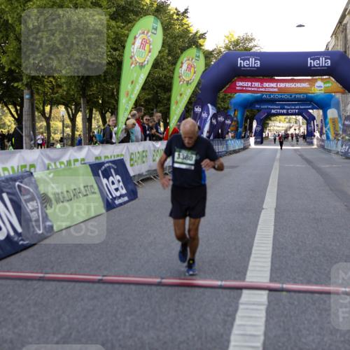 01.09.2024 - BARMER Alsterlauf Kathrin Stürmer Photography http://msf.ph/oto/6973093 01.09.2024 10:33:33 Ziel 8361, 3380 meine-sportfotos.de