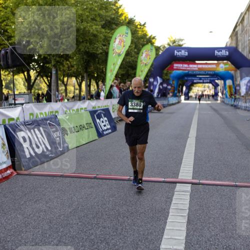 01.09.2024 - BARMER Alsterlauf Kathrin Stürmer Photography http://msf.ph/oto/6973097 01.09.2024 10:33:34 Ziel 8361, 3380 meine-sportfotos.de